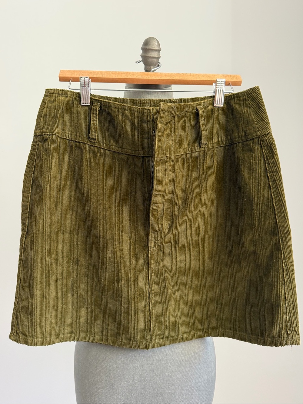Rewash Olive Green Corduroy Mini Skirt Size 13 / Large